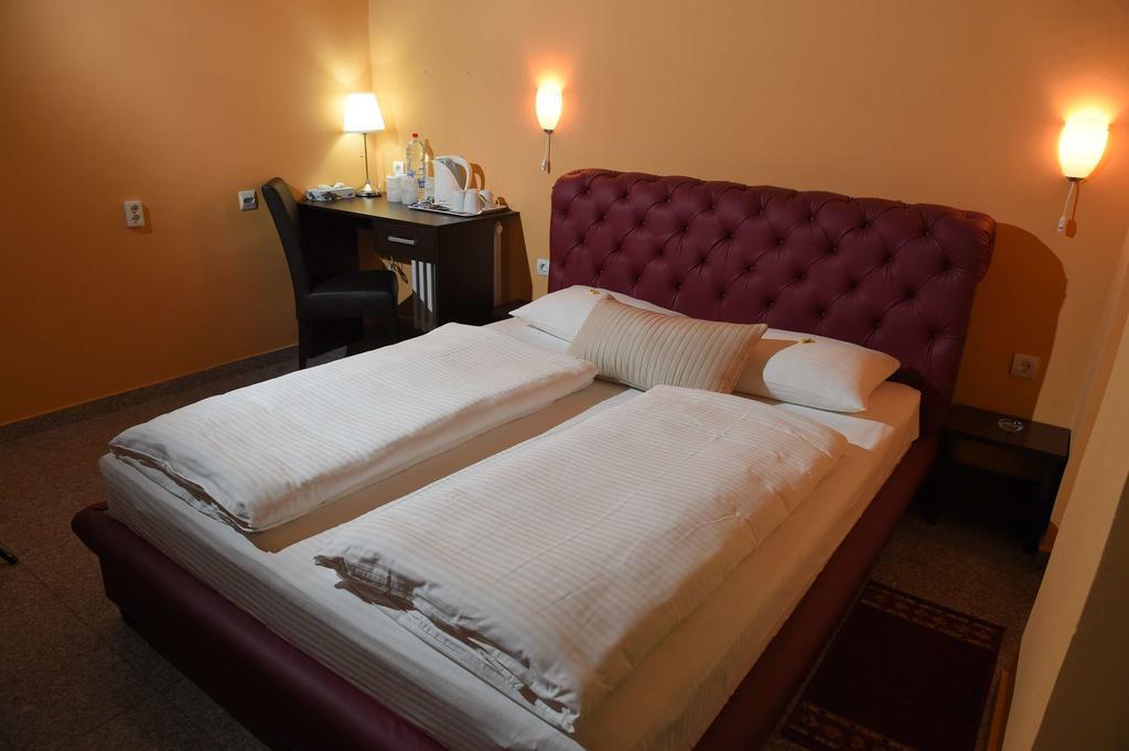Apartment Inn Rooms Novi Sad Quarto foto