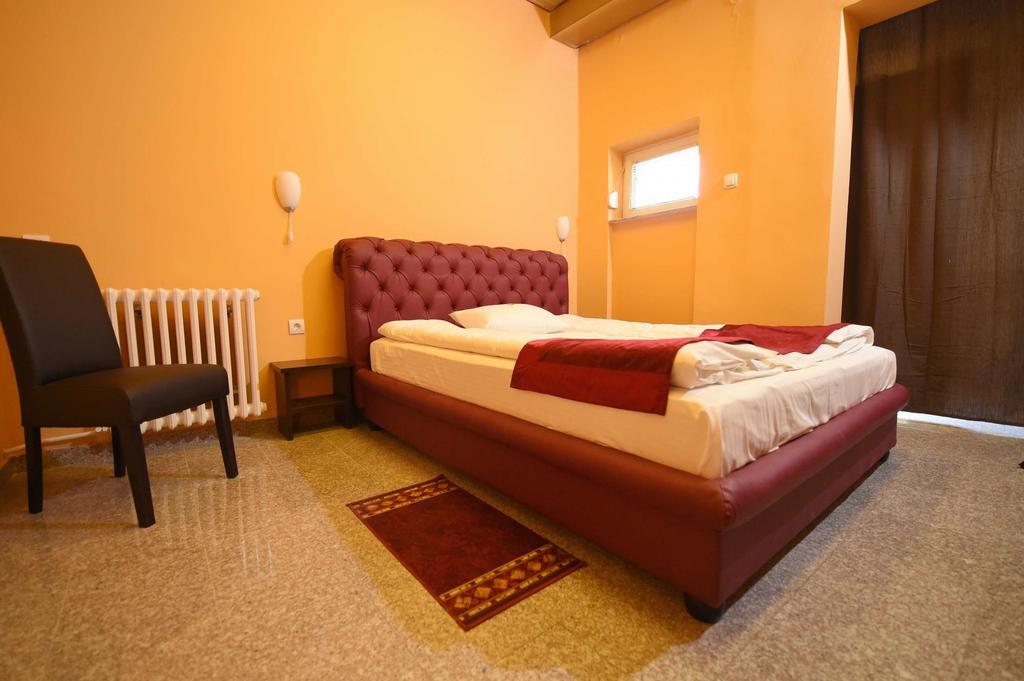 Apartment Inn Rooms Novi Sad Quarto foto